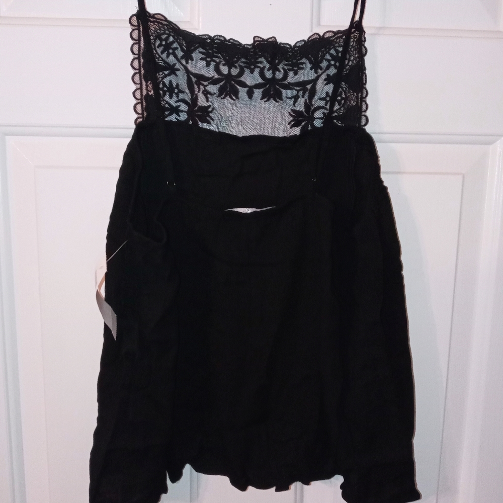 💥 4/$20 NWT LACY CAMI TOP, LARGE